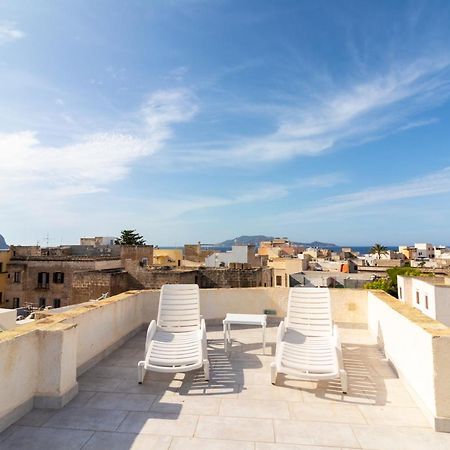 Casa Di Ninni Bilo ファヴィニャーナ エクステリア 写真